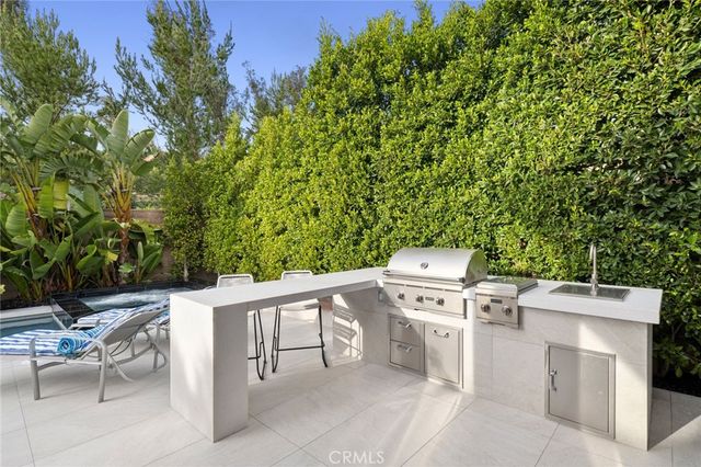 109 Whisper Rock, Irvine, CA 92602