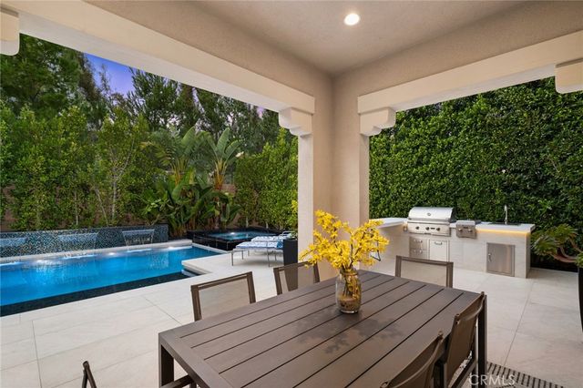 109 Whisper Rock, Irvine, CA 92602