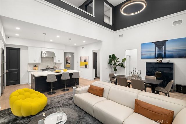 109 Whisper Rock, Irvine, CA 92602