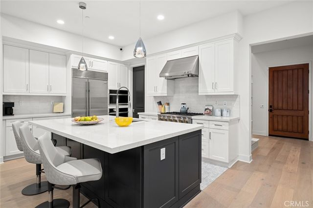 109 Whisper Rock, Irvine, CA 92602