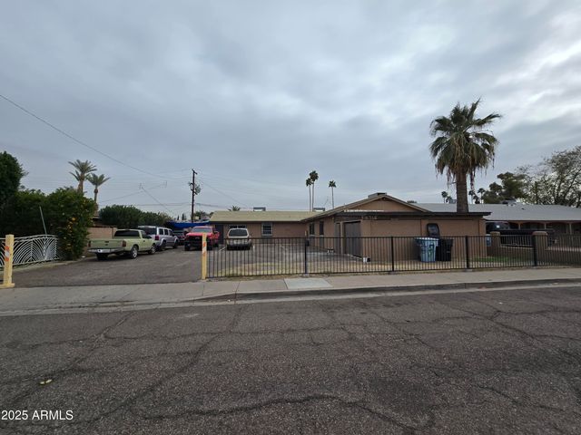 6713 N 27TH Avenue, Phoenix, AZ 85017