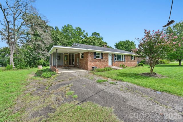 1811 S Post Road, Patterson Springs, NC 28152