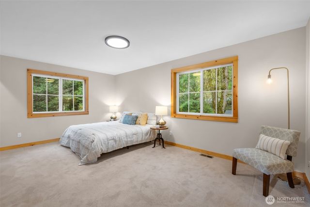 23605 SE 132nd Way, Issaquah, WA 98027