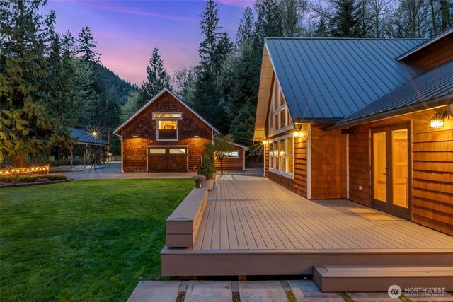 23605 SE 132nd Way, Issaquah, WA 98027