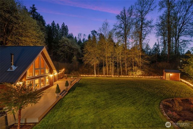 23605 SE 132nd Way, Issaquah, WA 98027