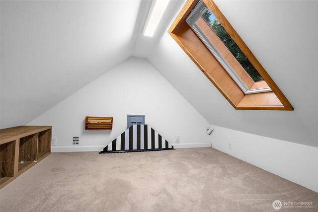 23605 SE 132nd Way, Issaquah, WA 98027