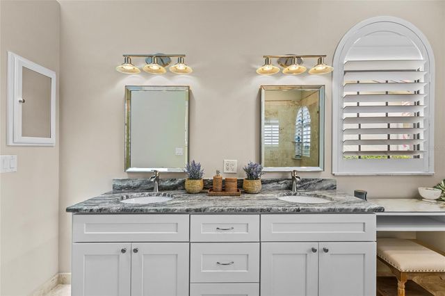 4601 LAS BRISAS LANE, Sarasota, FL 34238