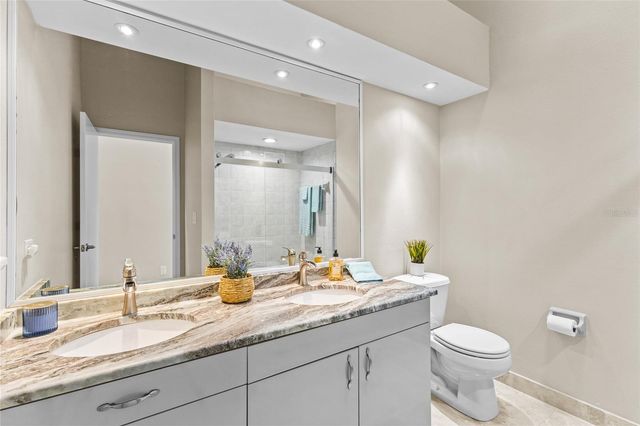 4601 LAS BRISAS LANE, Sarasota, FL 34238