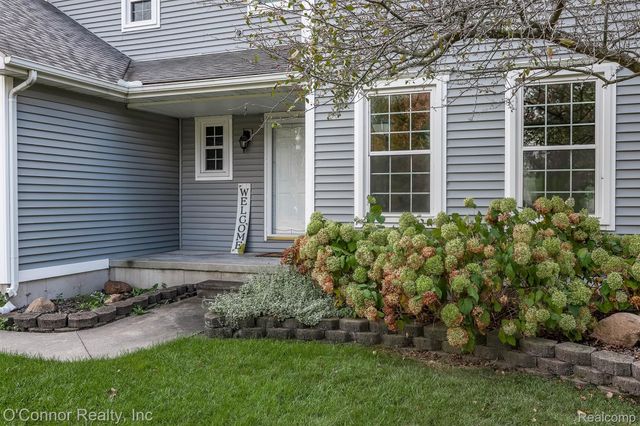 955 Covington, Marysville, MI 48040