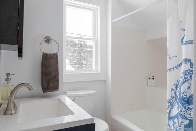 10 Fred Hessinger Road, Callicoon Center, NY 12724