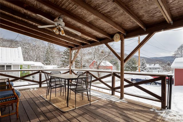 10 Fred Hessinger Road, Callicoon Center, NY 12724