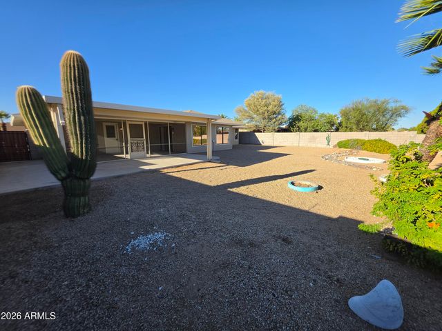 10821 W AMBER Trail, Sun City, AZ 85351