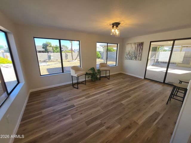 10821 W AMBER Trail, Sun City, AZ 85351