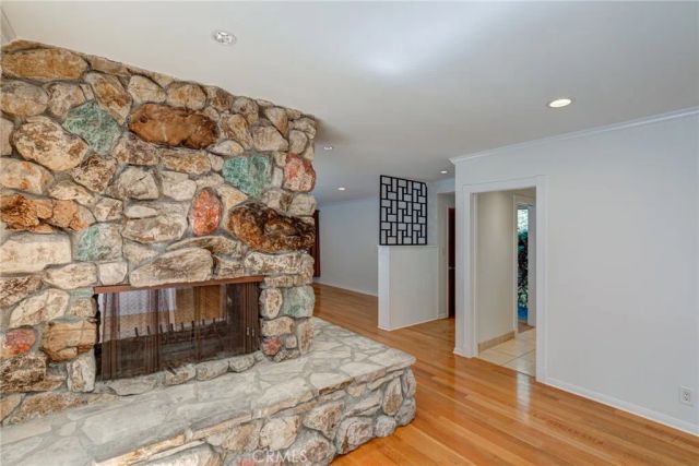 2740 Hutton Drive, Beverly Hills, CA 90210