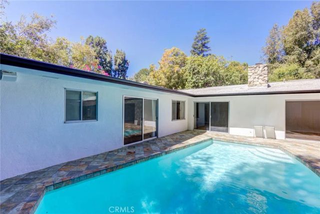 2740 Hutton Drive, Beverly Hills, CA 90210