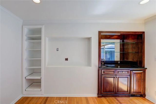 2740 Hutton Drive, Beverly Hills, CA 90210