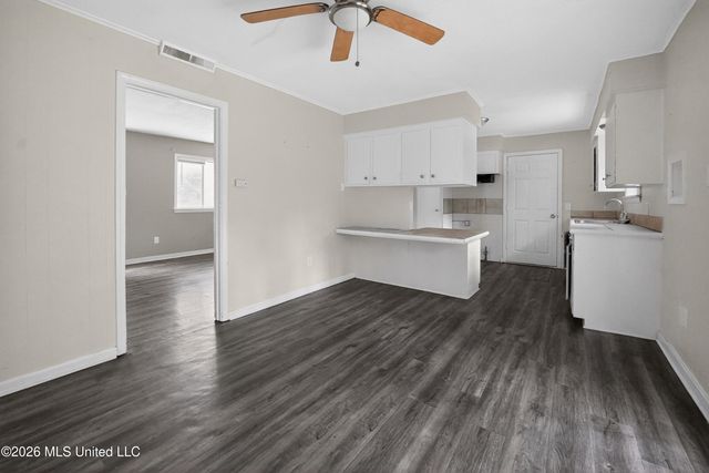 1235 Adkins Boulevard, Jackson, MS 39211