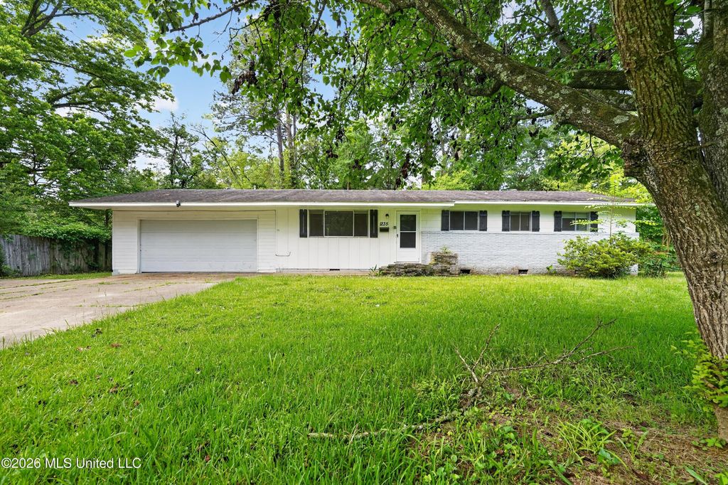 1235 Adkins Boulevard, Jackson, MS 39211