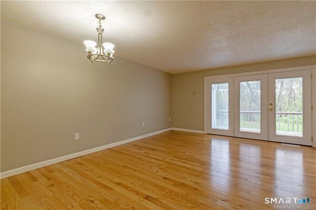 152 Summer Street 152, Portland, CT 06480