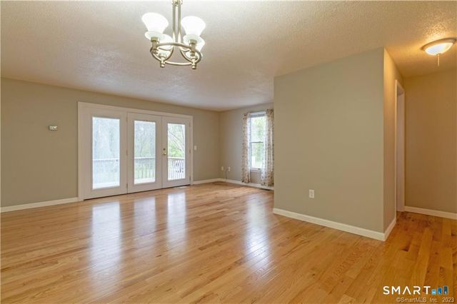 152 Summer Street 152, Portland, CT 06480