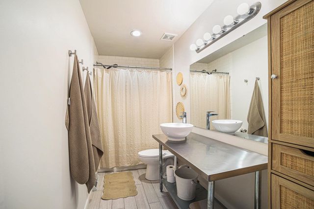 3711 Weiss Street, Saginaw, MI 48602