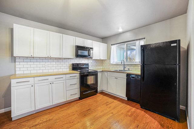 3711 Weiss Street, Saginaw, MI 48602