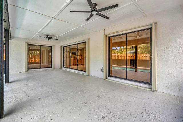 18975 SE County Line Road, Tequesta, FL 33469