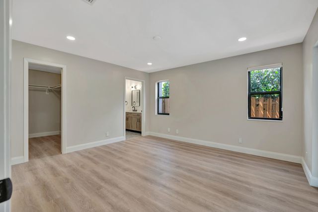 18975 SE County Line Road, Tequesta, FL 33469