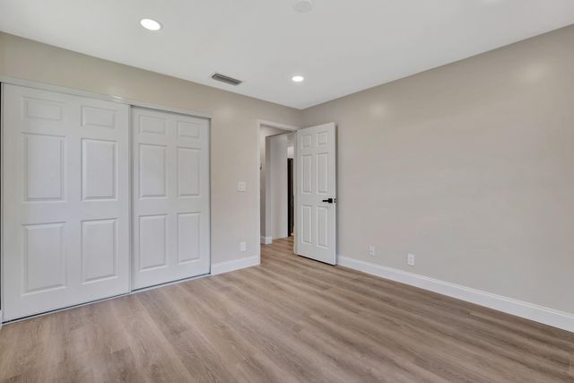 18975 SE County Line Road, Tequesta, FL 33469