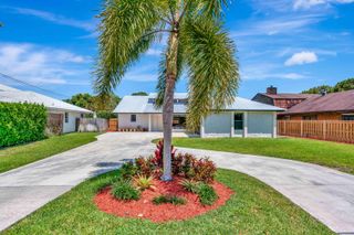 18975 SE County Line Road, Tequesta, FL 33469