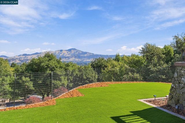 13 Hilferd Way, Danville, CA 94526