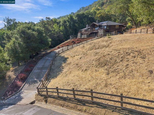 13 Hilferd Way, Danville, CA 94526