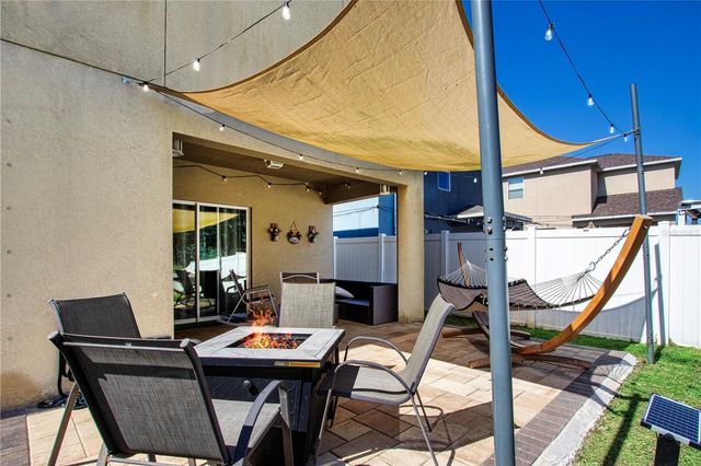11330 VILLAS ON THE GREEN DRIVE, Riverview, FL 33579