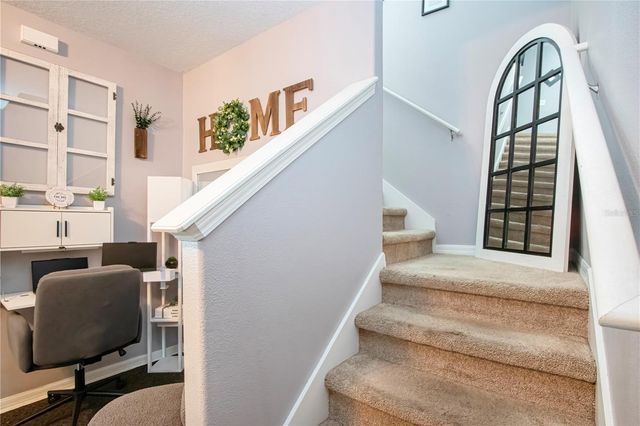 11330 VILLAS ON THE GREEN DRIVE, Riverview, FL 33579