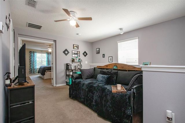 11330 VILLAS ON THE GREEN DRIVE, Riverview, FL 33579