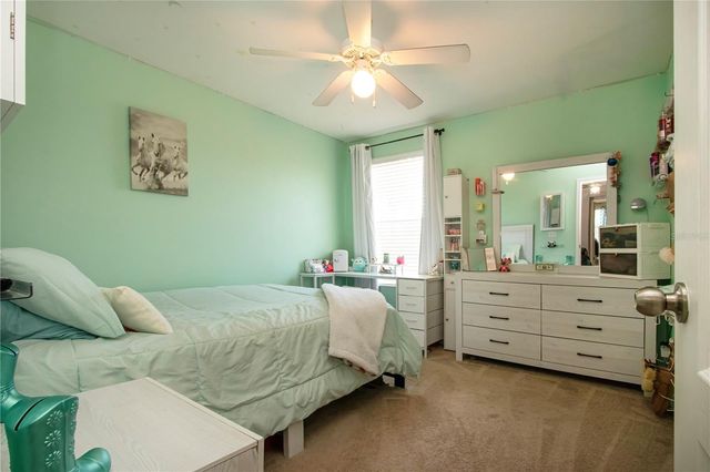 11330 VILLAS ON THE GREEN DRIVE, Riverview, FL 33579