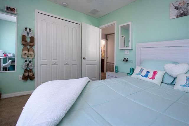 11330 VILLAS ON THE GREEN DRIVE, Riverview, FL 33579