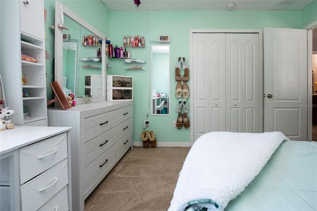 11330 VILLAS ON THE GREEN DRIVE, Riverview, FL 33579