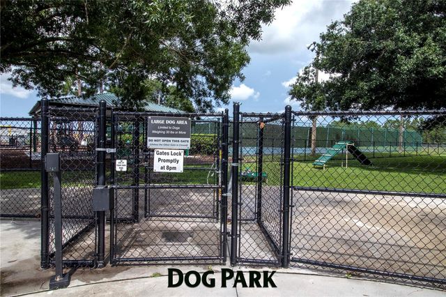 11330 VILLAS ON THE GREEN DRIVE, Riverview, FL 33579