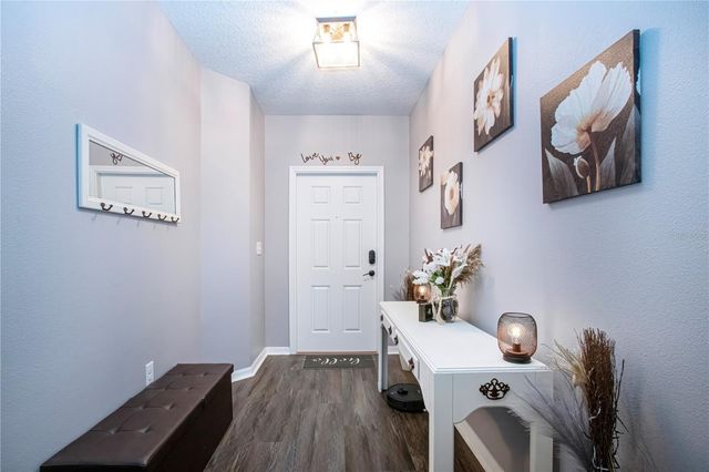 11330 VILLAS ON THE GREEN DRIVE, Riverview, FL 33579