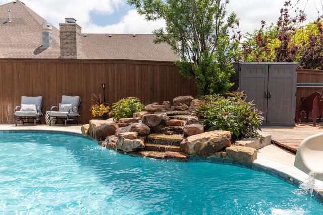 6402 Parkwood Place, Amarillo, TX 79119