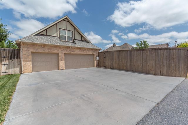 6402 Parkwood Place, Amarillo, TX 79119