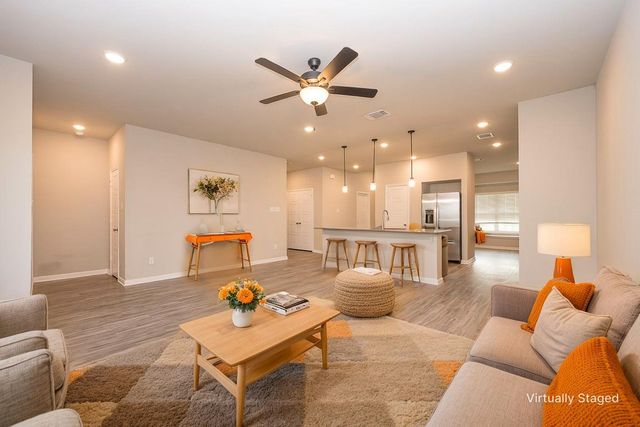 113 Lazy Lizzy RD, Jarrell, TX 76537