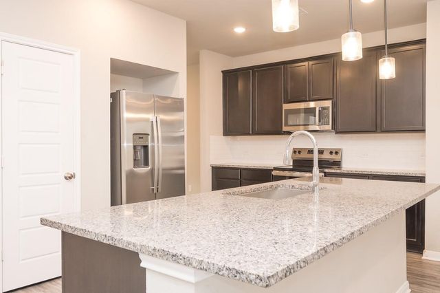 113 Lazy Lizzy RD, Jarrell, TX 76537