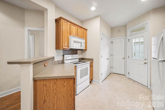 2065 Gable Way Lane, Matthews, NC 28104