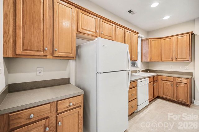 2065 Gable Way Lane, Matthews, NC 28104