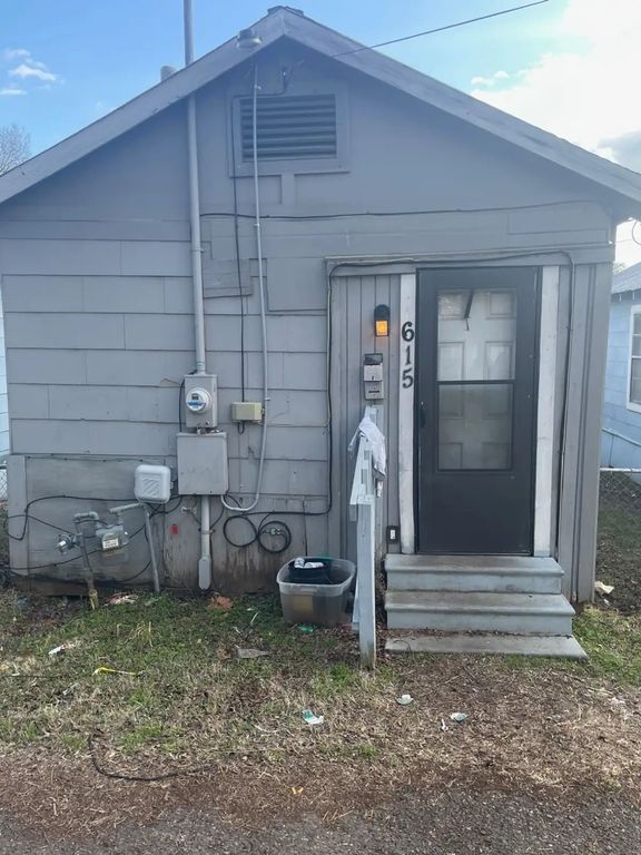 615 Montgomery Street, Bossier City, LA 71111