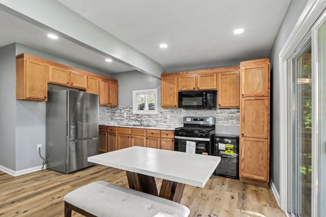 2790 Emerson Street, Portage, IN 46368