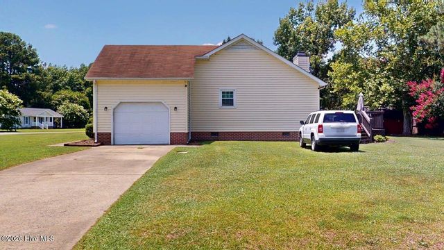 215 Wyatt Drive, Goldsboro, NC 27534