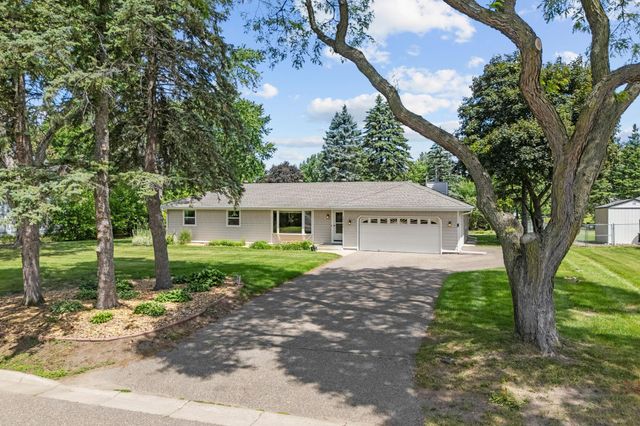 15700 5th Avenue N, Plymouth, MN 55447